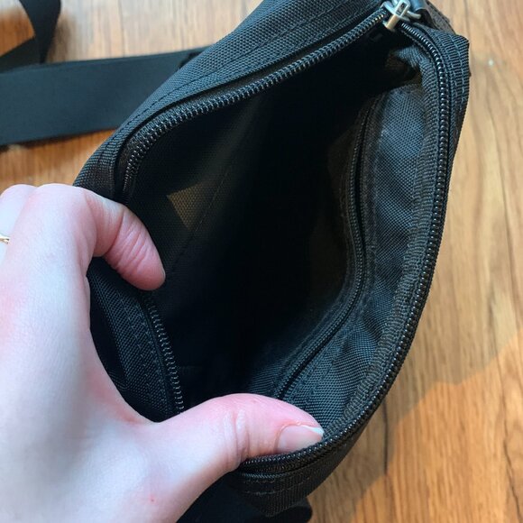 Marimekko Black Crossbody Bag (Extra Long Strap) - Picture 3 of 3